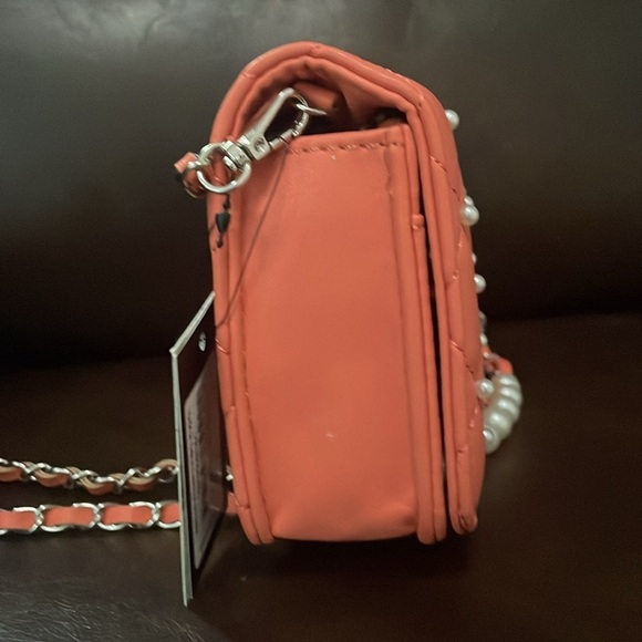 Badgley Mischka Coral - Picture 6 of 10